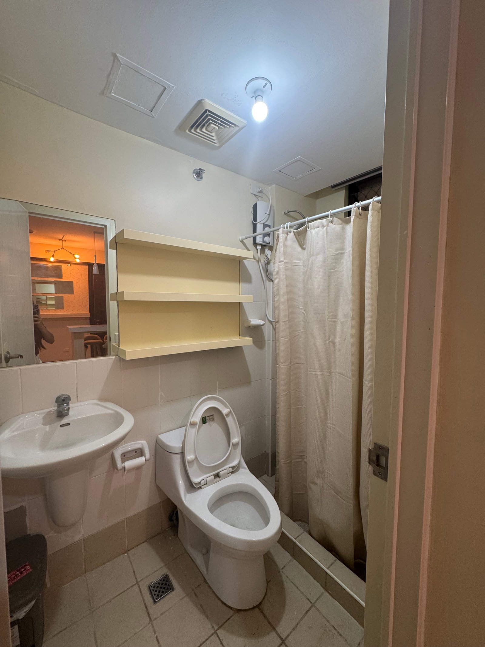 Palmetto Building 2- Unit 421 photo 8